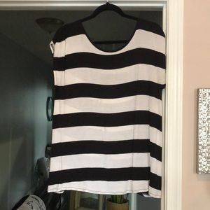 Striped top!